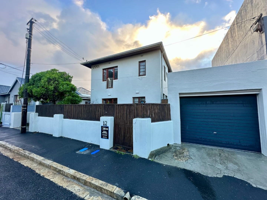 To Let 2 Bedroom Property for Rent in Muizenberg Western Cape